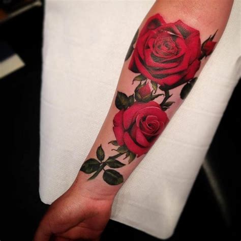 rose tatuaggio braccio|19 idee su Rose tatuaggio braccio